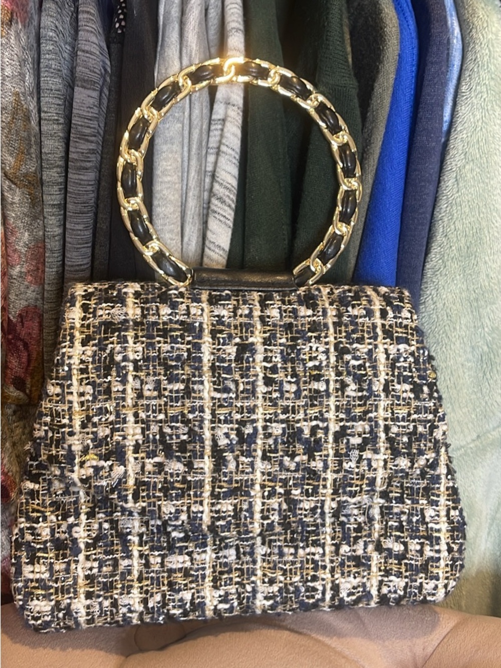 Chic Tweed Top-Handle Bag with Gold Chain Handle - Black & Cream